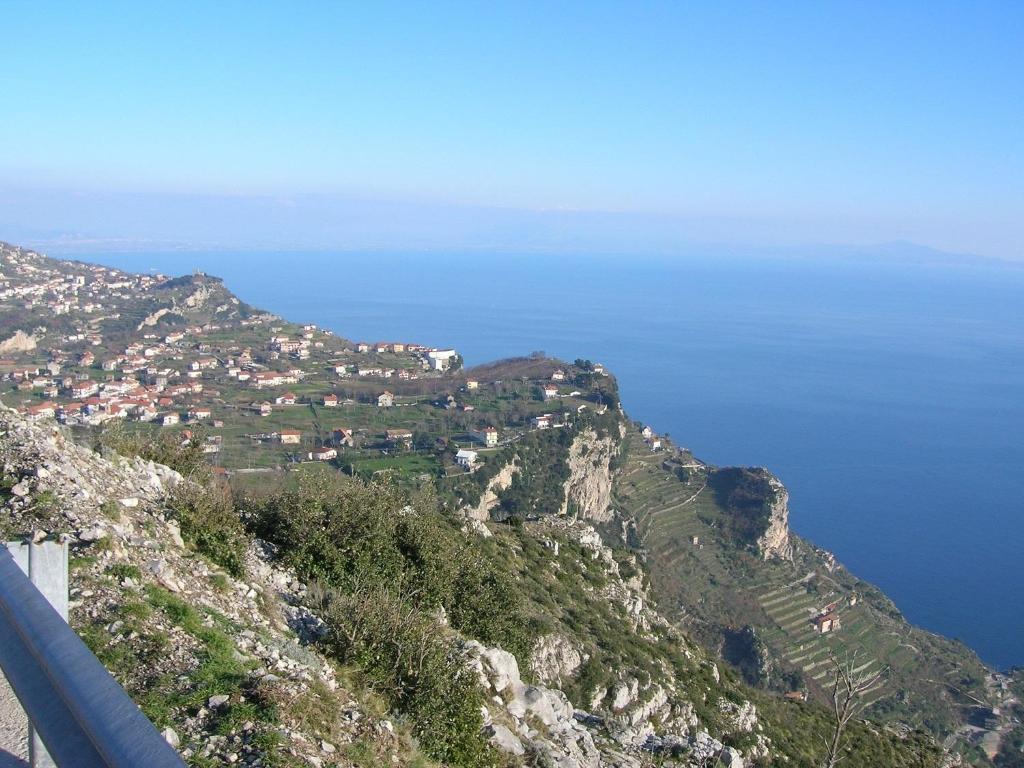 Гостьовий будинок Agriturismo Sentiero Dei Sapori Аджерола Екстер'єр фото